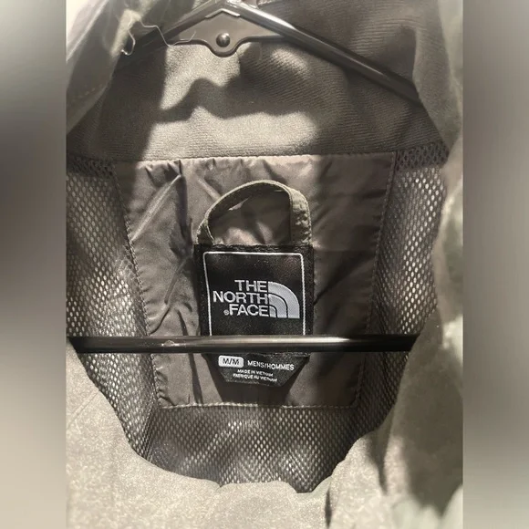 The North Face Hyvent men zip up Jacket M